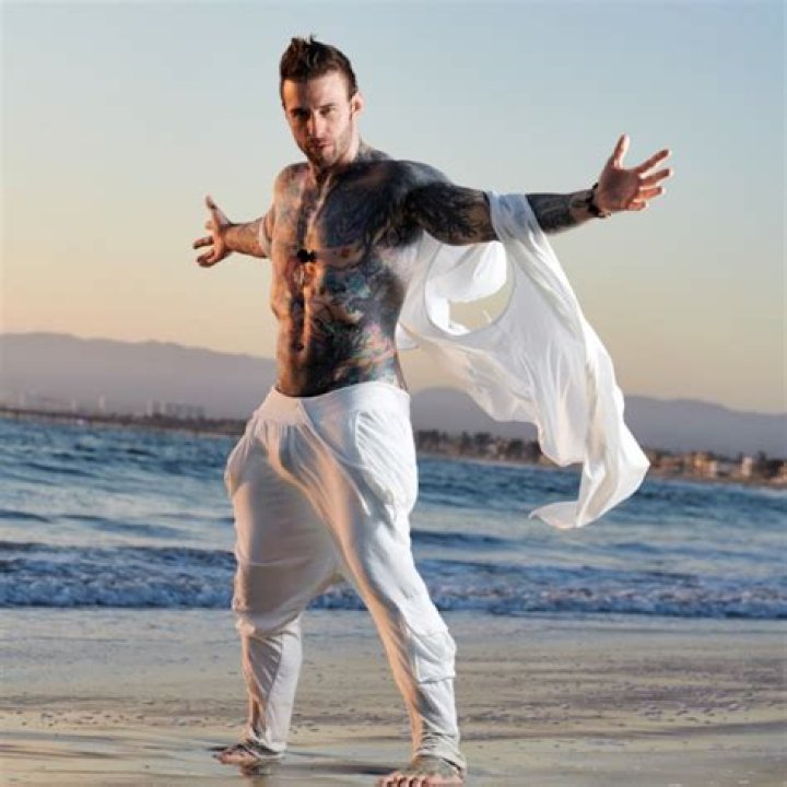 Nick Hawk (Reality Star) - Age, Birthday, Bio, Facts, Family, Net Worth, Height & More