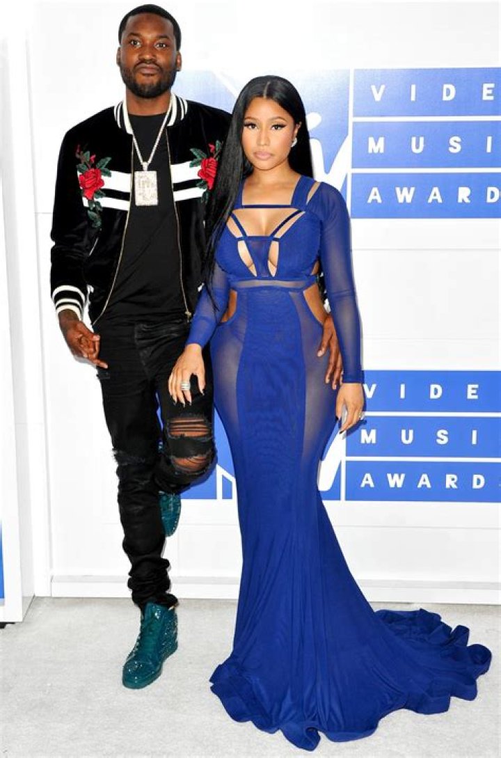 Nicki Minaj Fuels Breakup Rumors After Celebrating New Year’s Eve Without Meek Mill!