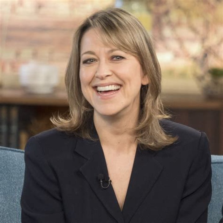 Nicola Walker Biography, Age, Height, Husband, Net Worth, Family