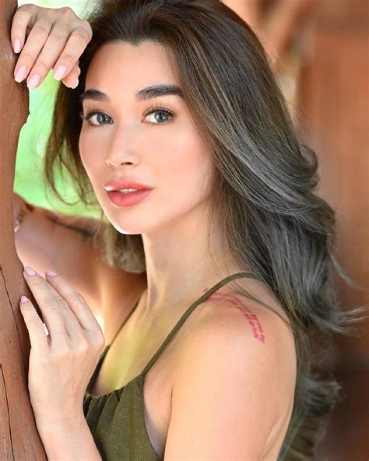 Nicole Laurel Asensio Biography, Age, Height, Husband, Net Worth, Family