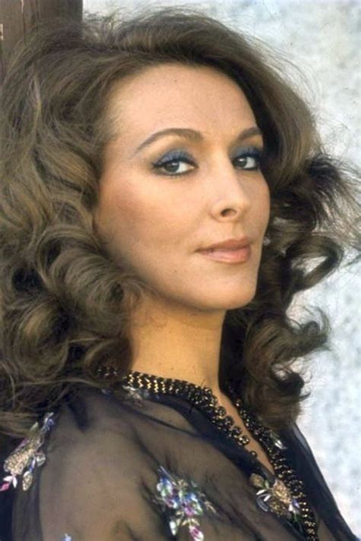 Nieves Navarro Biography, Age, Height, Husband, Net Worth, Family