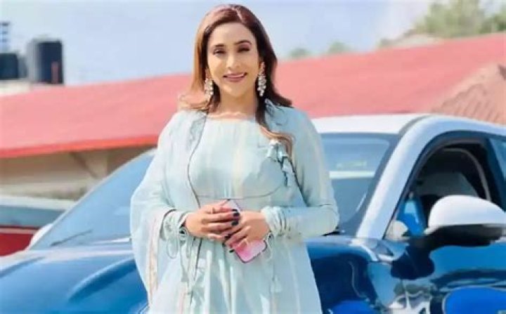 Niruta Singh (Movie Actress) - Age, Birthday, Bio, Facts, Family, Net Worth, Height & More
