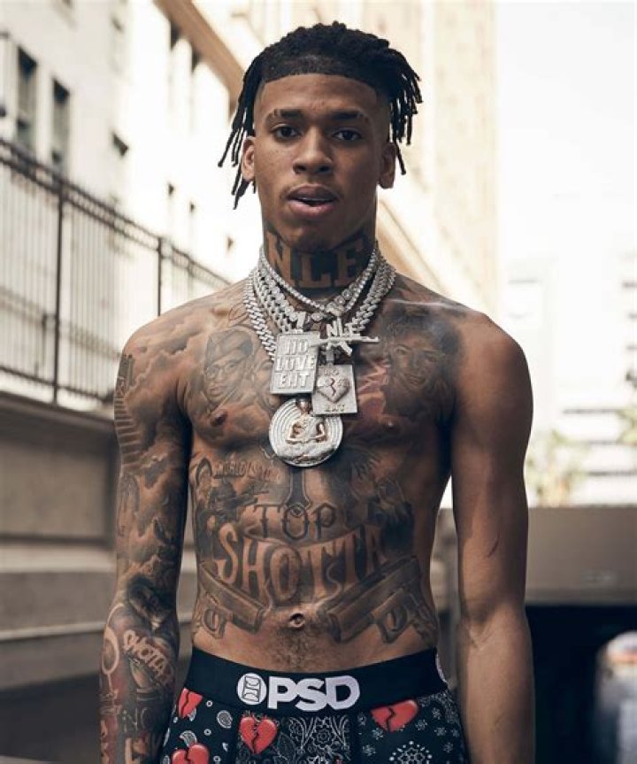 NLE CHOPPA (Rapper) - Age, Birthday, Bio, Facts, Family, Net Worth, Height & More