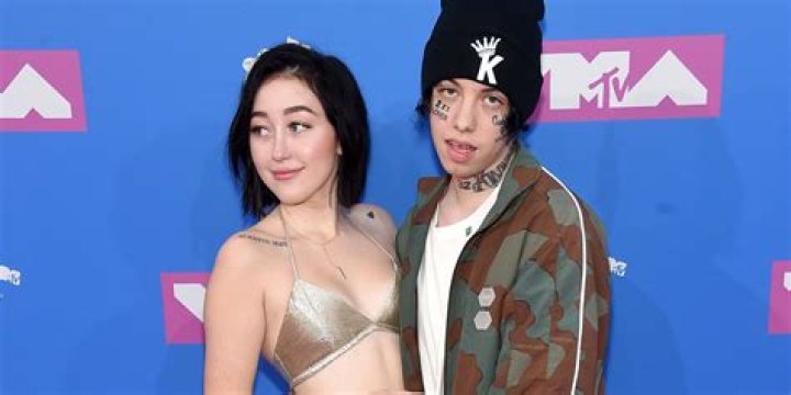Noah Cyrus Learned A Valuable Lesson Amid Lil Xan Breakup: “Never Let A Man Make You Feel Like You’re Less”