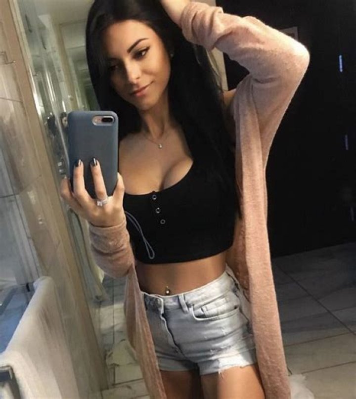 Noelle Best Bio: Net Worth, Age, Height, Family, Wiki