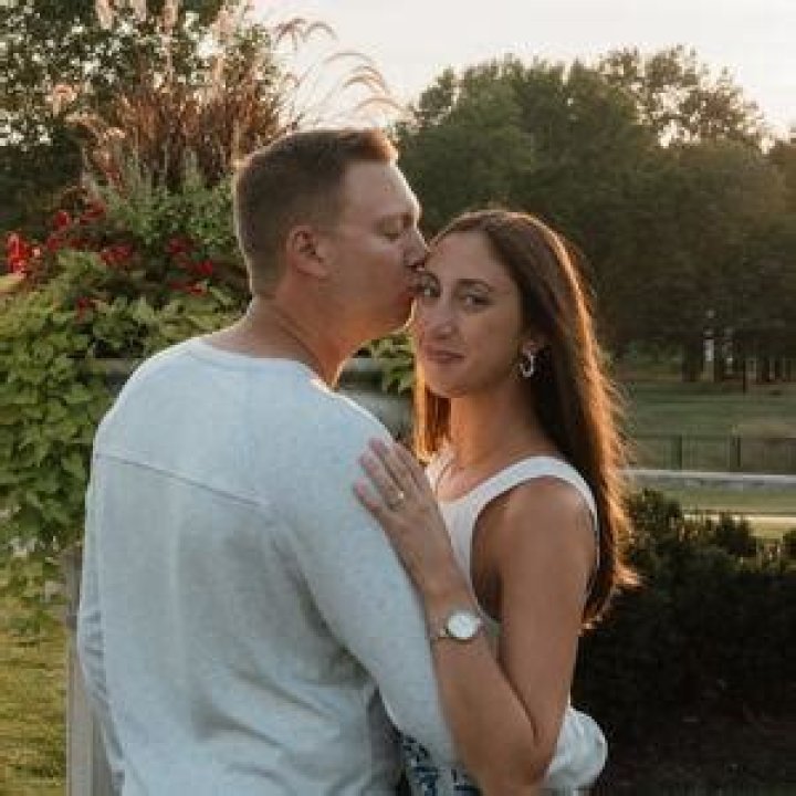 Noelle Cheney Net Worth, Age, Height, Wife