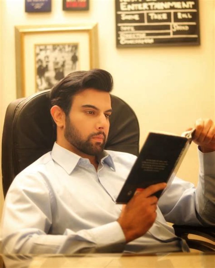 Noor Hassan Biography, Age, Height, Wife, Net Worth, Family