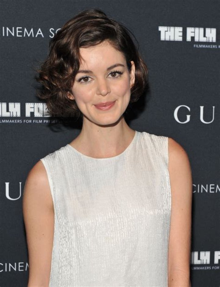 Nora Zehetner – Celebsgraphy