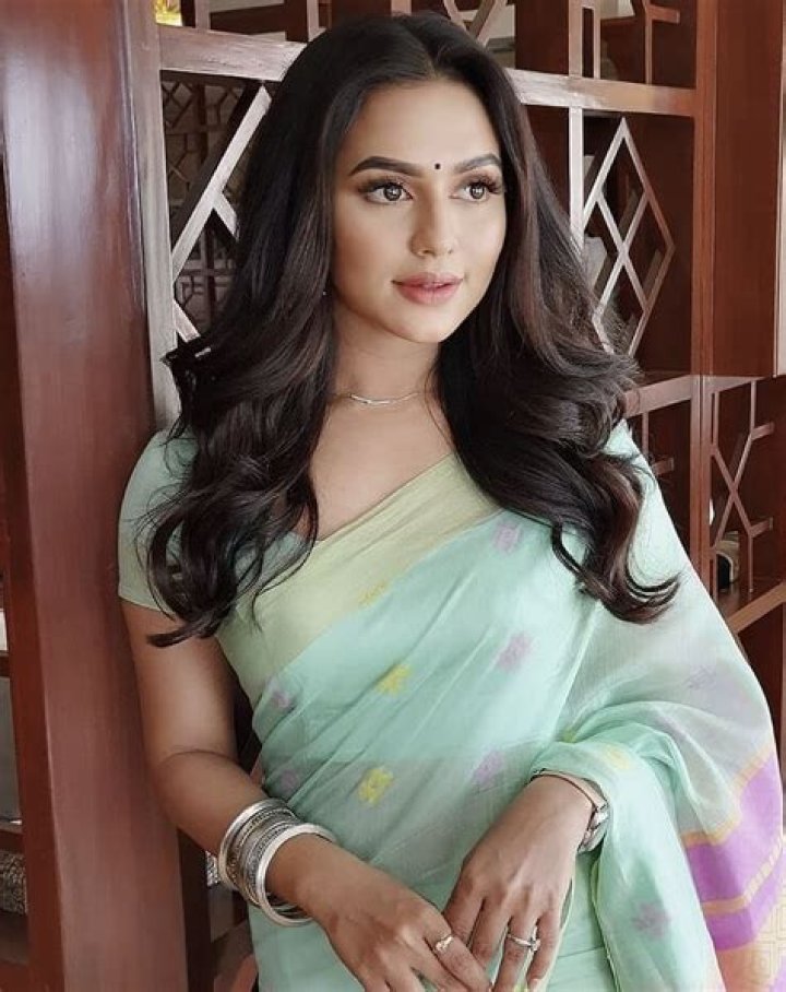 Nusrat Faria Mazhar (Movie Actress) - Age, Birthday, Bio, Facts, Family, Net Worth, Height & More