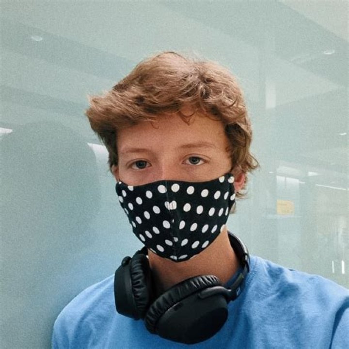 Obayd Fox (YouTube Star) - Age, Birthday, Bio, Facts, Family, Net Worth, Height & More