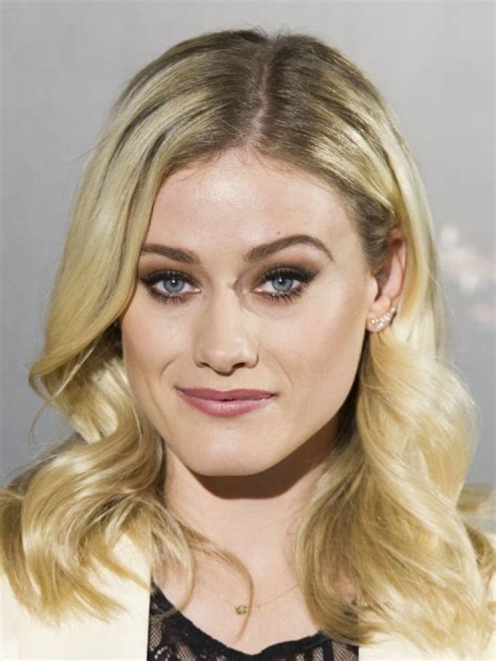 Olivia Taylor Dudley Biography, Age, Height, Husband, Net Worth, Family