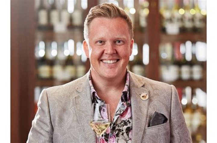 Olly Smith Biography, Age, Height, Wife, Net Worth, Family