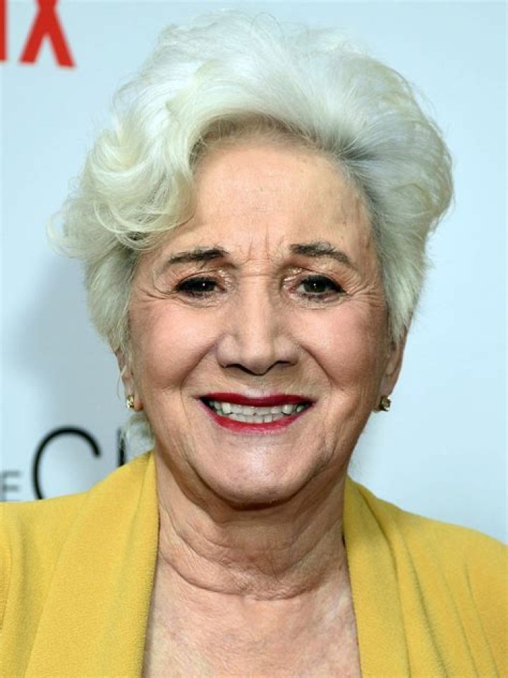 Olympia Dukakis Biography, Age, Height, Husband, Net Worth, Family