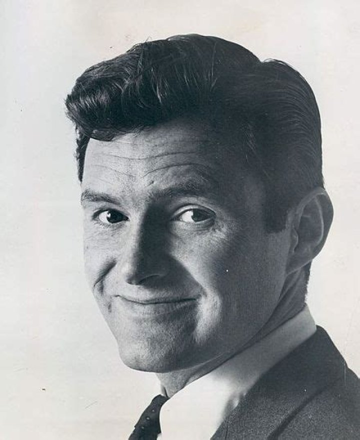 Orson Bean (Movie Actor) - Age, Birthday, Bio, Facts, Family, Net Worth, Height & More