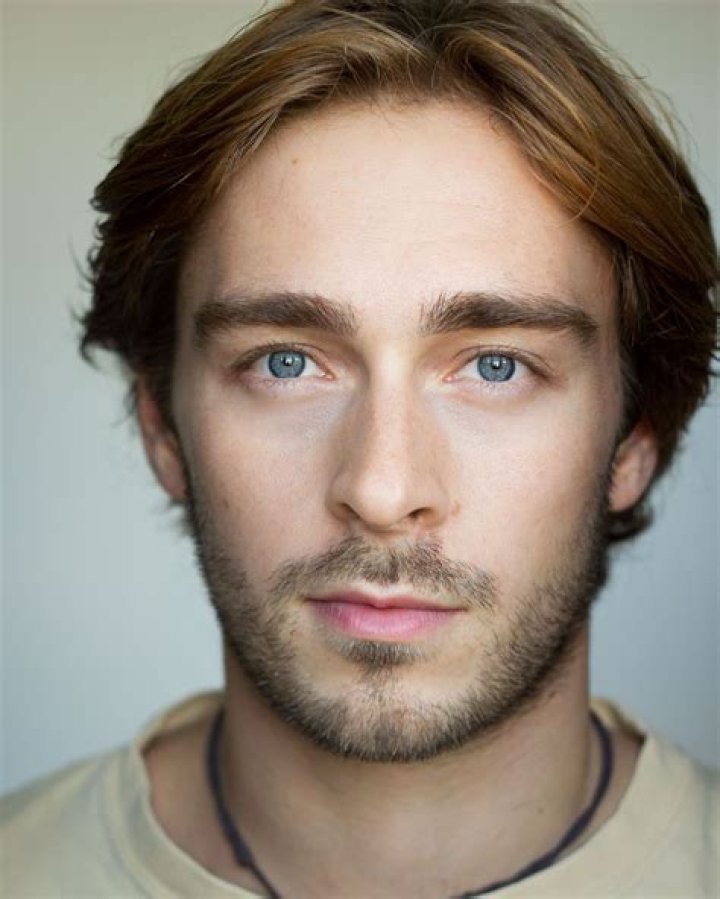 Ossian Perret Height, Age, Who, Girlfriend, Biography, Wiki, Net Worth