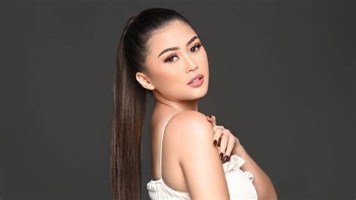 Ovi Sovianti (Pop Singer) - Age, Birthday, Bio, Facts, Family, Net Worth, Height & More