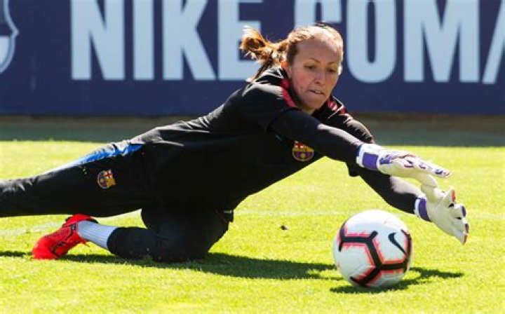 Pamela Tajonar Biography, Age, Height, Husband, Net Worth, Family