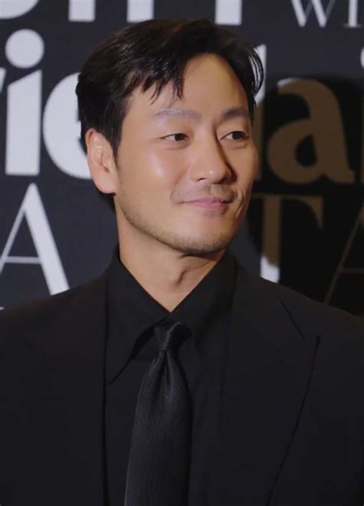 Park Hae-soo Biography, Age, Height, Wife, Net Worth, Family