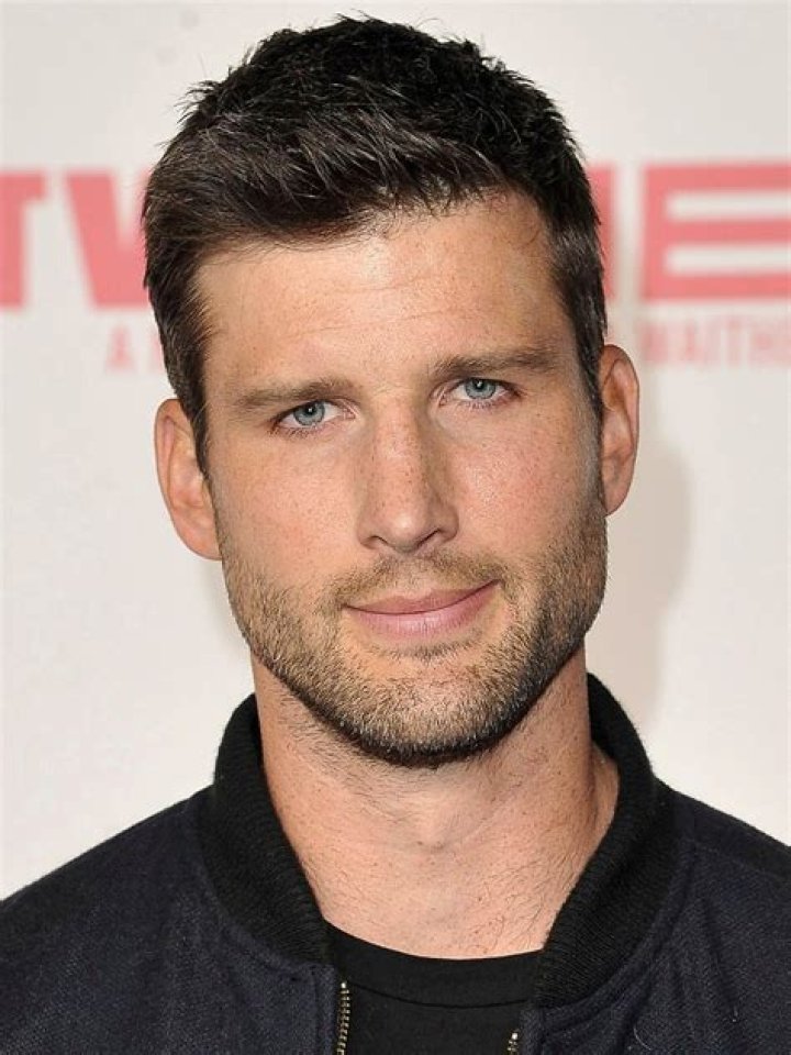 Parker Young Biography, Age, Height, Wife, Net Worth, Family