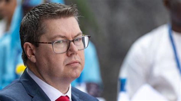 Pat Conroy Biography, Age, Height, Wife, Net Worth, Family