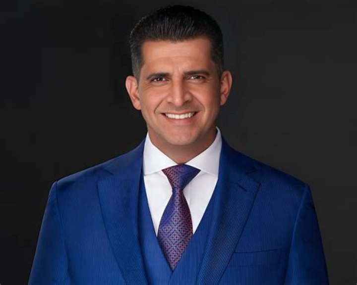 Patrick Bet-David (Entrepreneur) - Age, Birthday, Bio, Facts, Family, Net Worth, Height & More