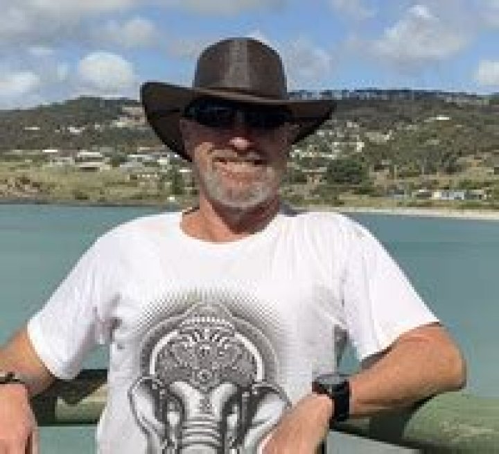 Paul McDonald Biography, Age, Height, Wife, Net Worth, Family