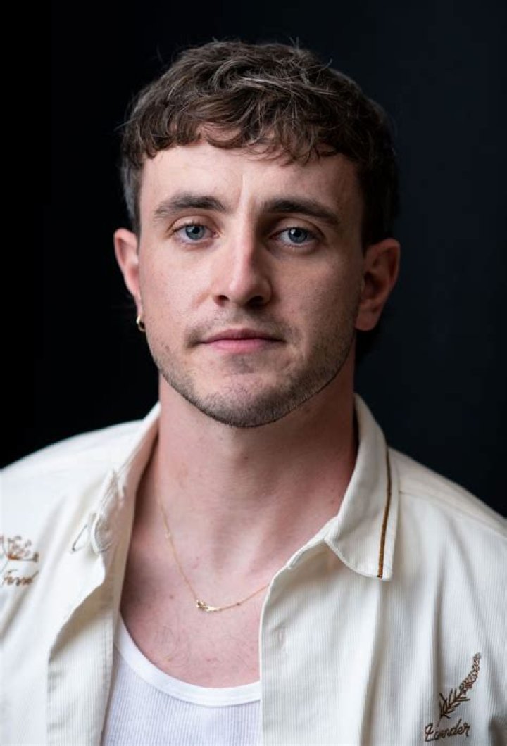 How tall is Paul Mescal