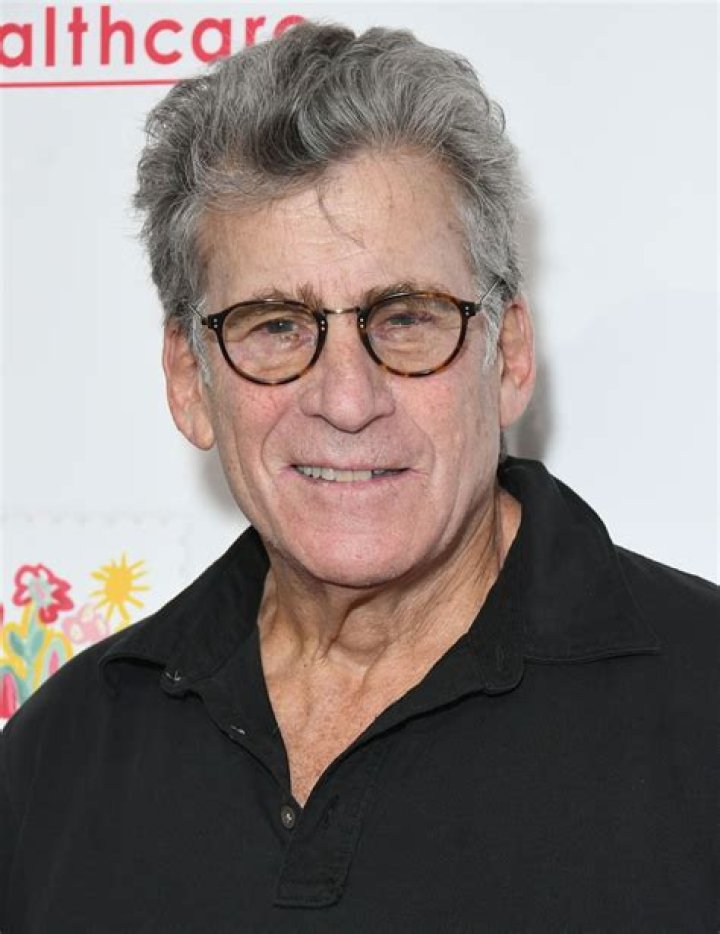 Paul Michael Glaser (TV Actor) - Age, Birthday, Bio, Facts, Family, Net Worth, Height & More