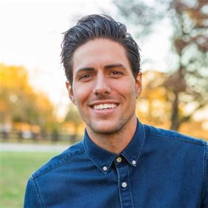 Paul Olliges (YouTube Star) - Age, Birthday, Bio, Facts, Family, Net Worth, Height & More