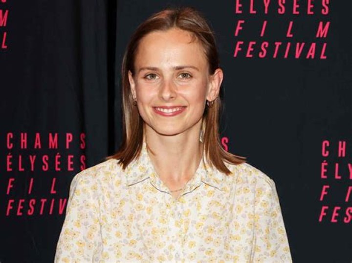 Pauline Chalamet – Celebsgraphy