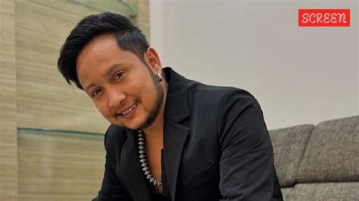 Who is Pawandeep Rajan? Wiki, Bio, Family & Facts About Singer