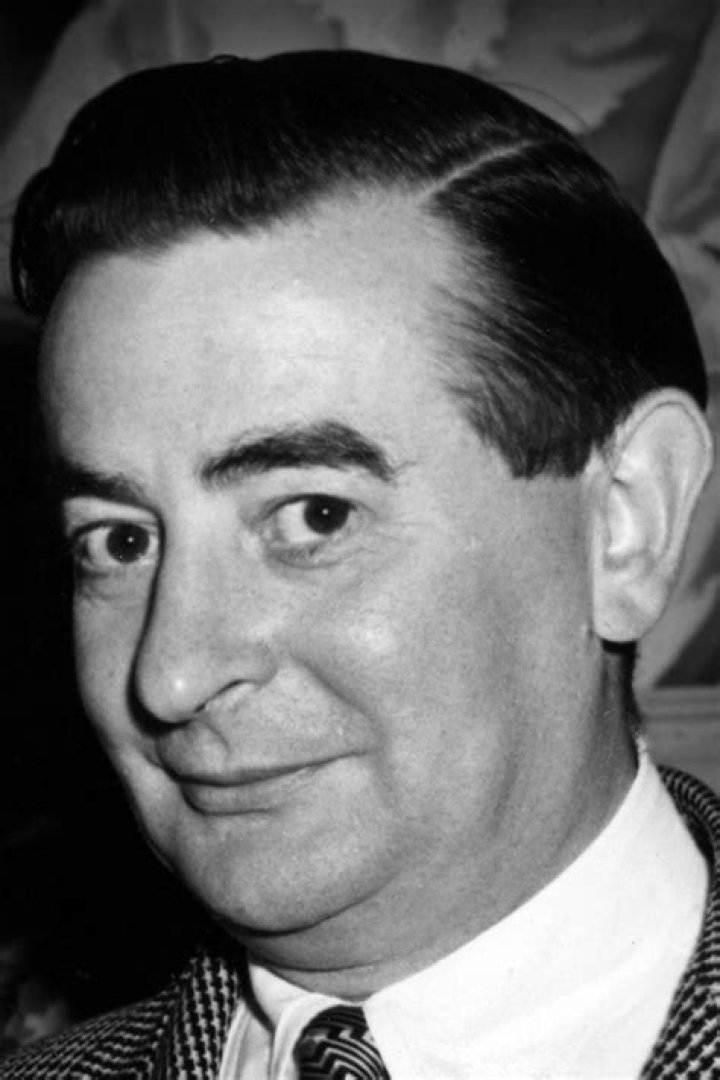 Peter Godfrey Biography, Age, Height, Wife, Net Worth, Family