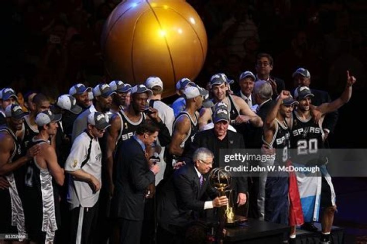 Peter Holt Biography, Age, Height, Wife, Net Worth, Family