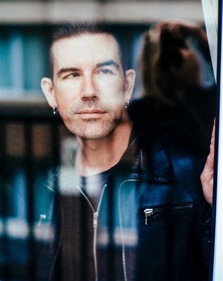 Peter Thorn (Guitarist) - Age, Birthday, Bio, Facts, Family, Net Worth, Height & More