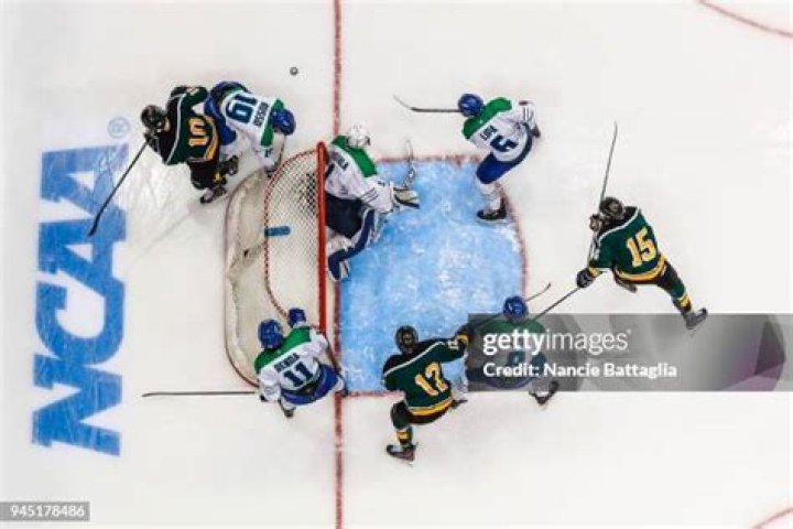 Peter White Biography, Age, Height, Wife, Net Worth, Family