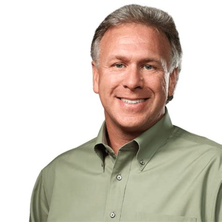 Phil Schiller biografía, edad, altura, esposo, net worth, familia