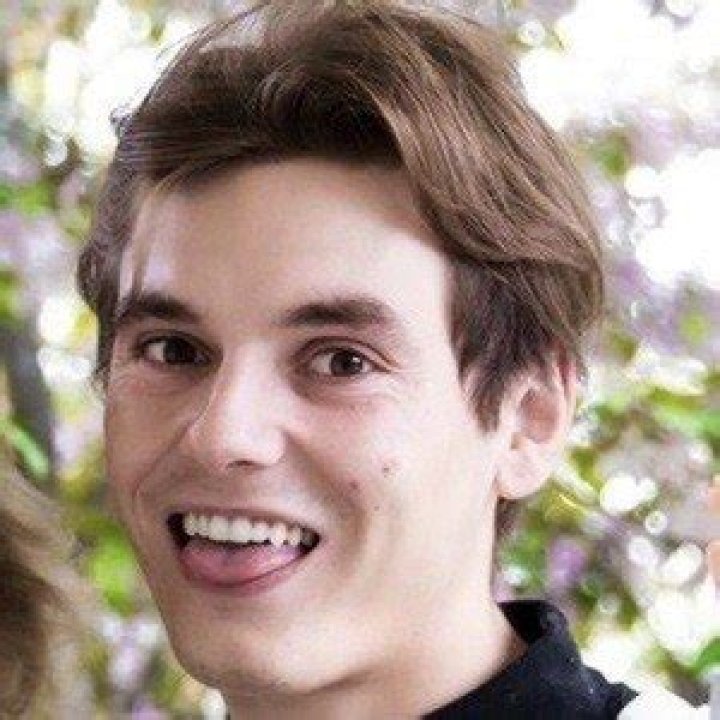 Piff Peterson (TikTok Star) - Age, Birthday, Bio, Facts, Family, Net Worth, Height & More