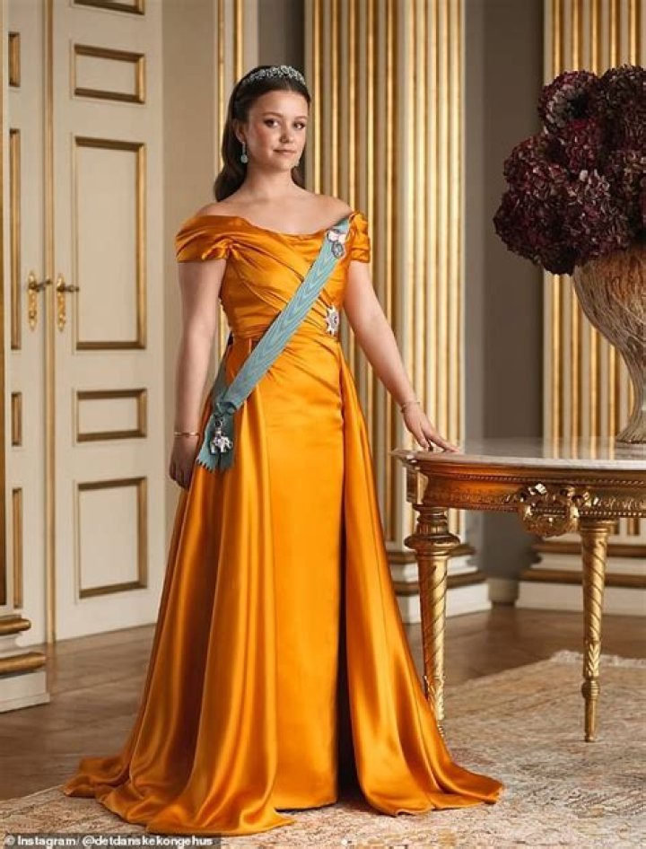 Princess Isabella of Denmark Biography, Age, Height, Husband, Net Worth, Family