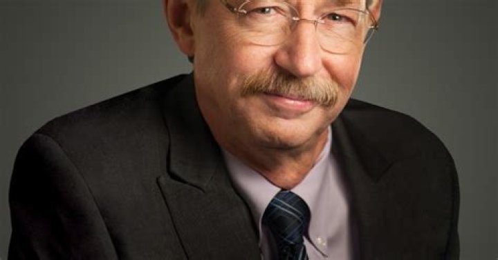 R. Rox Anderson Biography, Age, Height, Wife, Net Worth, Family