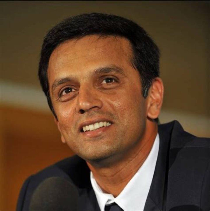 
Rahul Dravid Height, Weight, Net Worth, Age, Birthday, Wikipedia, Who, Nationality, Biography 