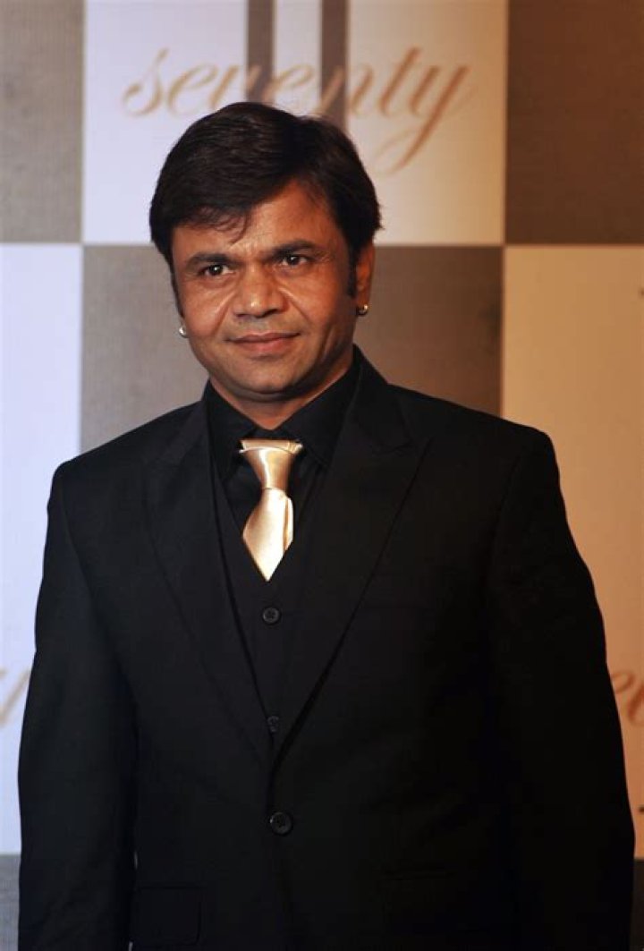 Rajpal Yadav Height, Weight, Net Worth, Age, Birthday, Wikipedia, Who, Instagram, Biography