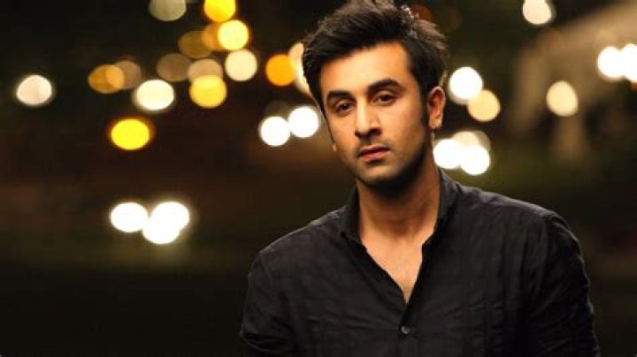 Ranbir Kapoor Biography, Age, Height, Wife, Net Worth, Family