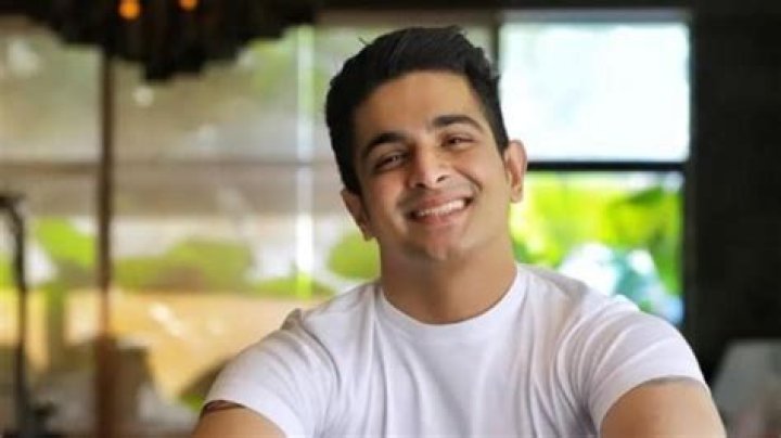 Ranveer Allahbadia (YouTube Star) - Age, Birthday, Bio, Facts, Family, Net Worth, Height & More