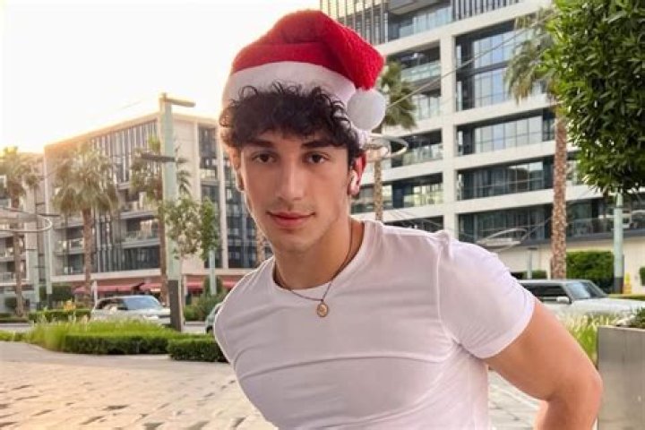 Rebal D (YouTube Star) - Age, Birthday, Bio, Facts, Family, Net Worth, Height & More