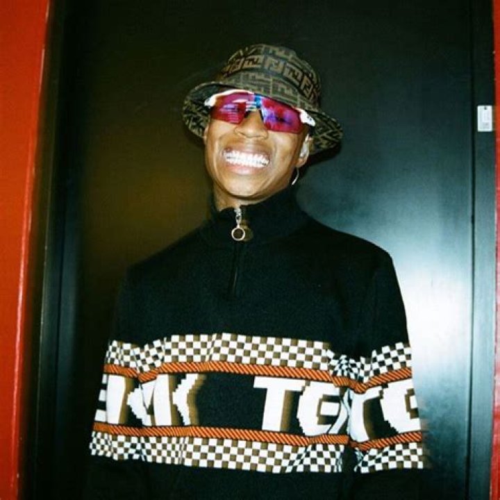 Rejjie Snow (Rapper) - Age, Birthday, Bio, Facts, Family, Net Worth, Height & More