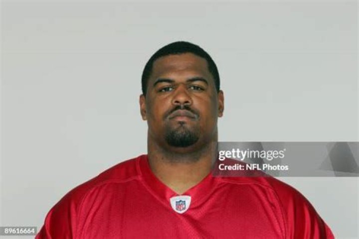 Renardo Foster Biography, Age, Height, Wife, Net Worth, Family