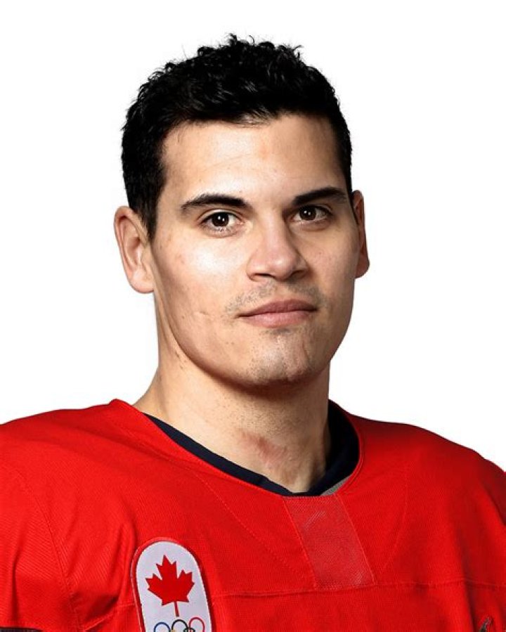 Rene Bourque Biography, Age, Height, Wife, Net Worth, Family