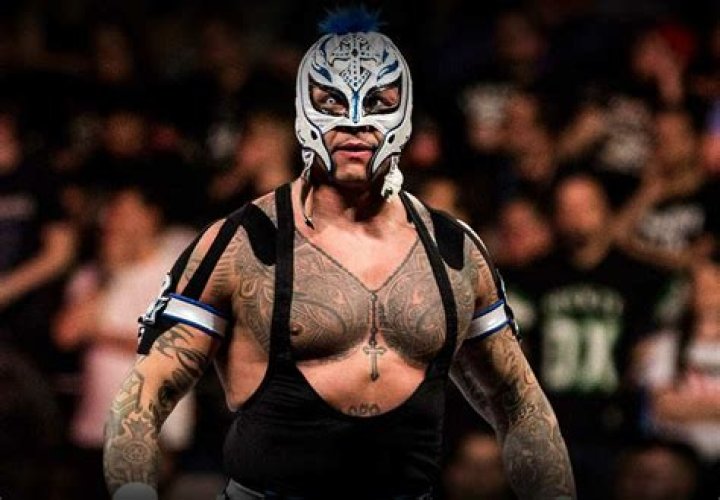 Rey Mysterio Jr. (Luchador) - Edad, cumpleaños, biografía, hechos, familia, patrimonio neto, altura y más
