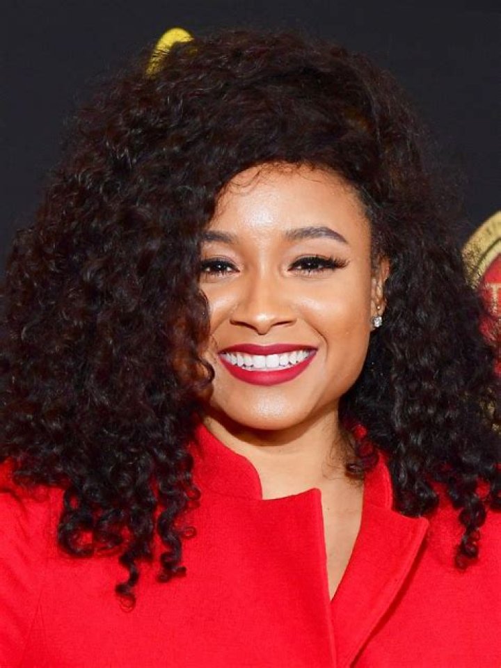 Rhyon Nicole Brown Biography, Age, Height, Husband, Net Worth, Family