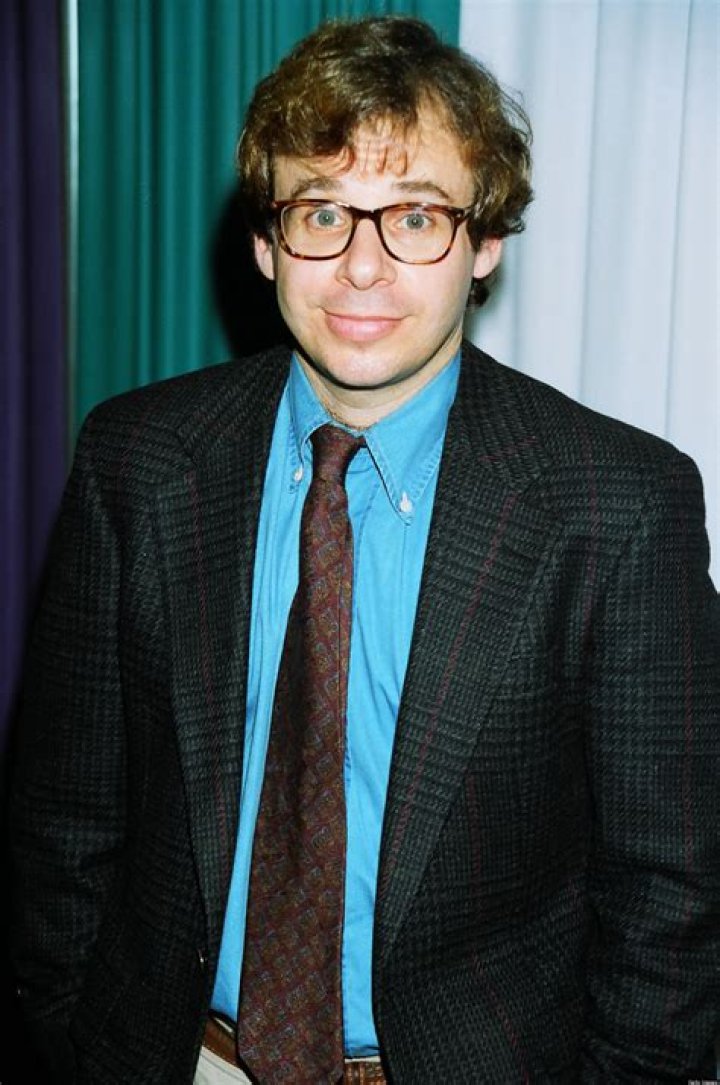 How tall is Rick Moranis